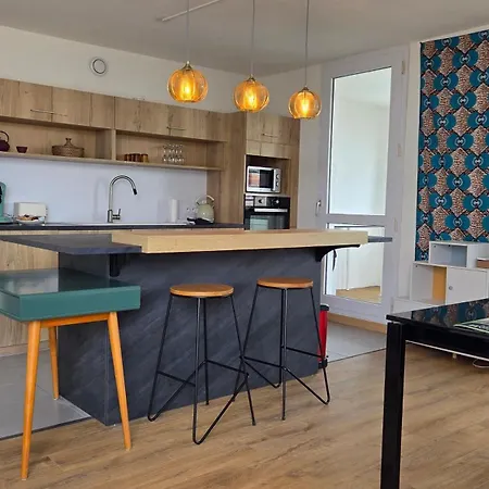 Nouveau T3 Stellar Rooftop Апартаменты *